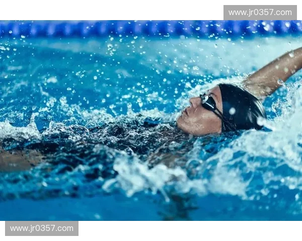 动感瞬间捕捉：深入探讨运动拍摄技巧与创意应用